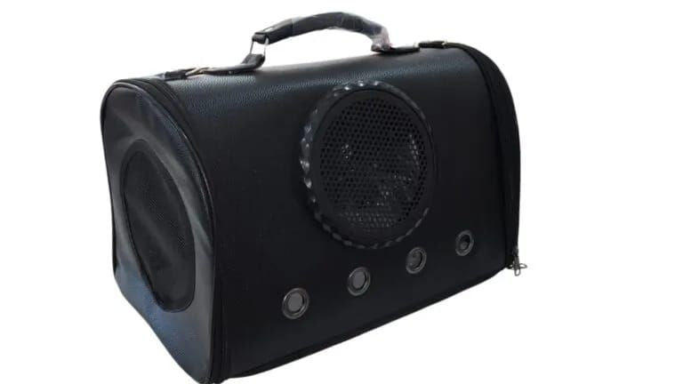 Mochila para mascotas sate A-MM1818 negra de cuerina